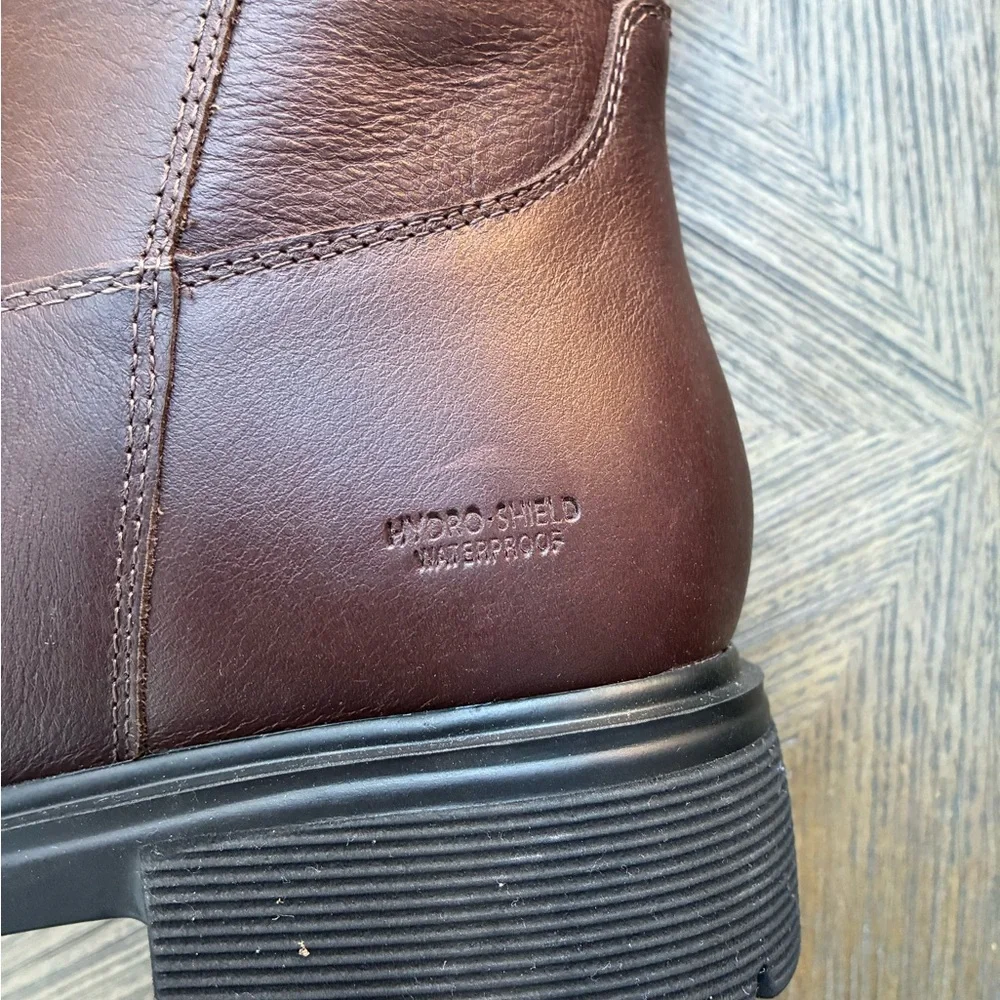 NWOT ROCKPORT IVETTE WATERPROOF CASUAL BOOTS SIZE 8.5